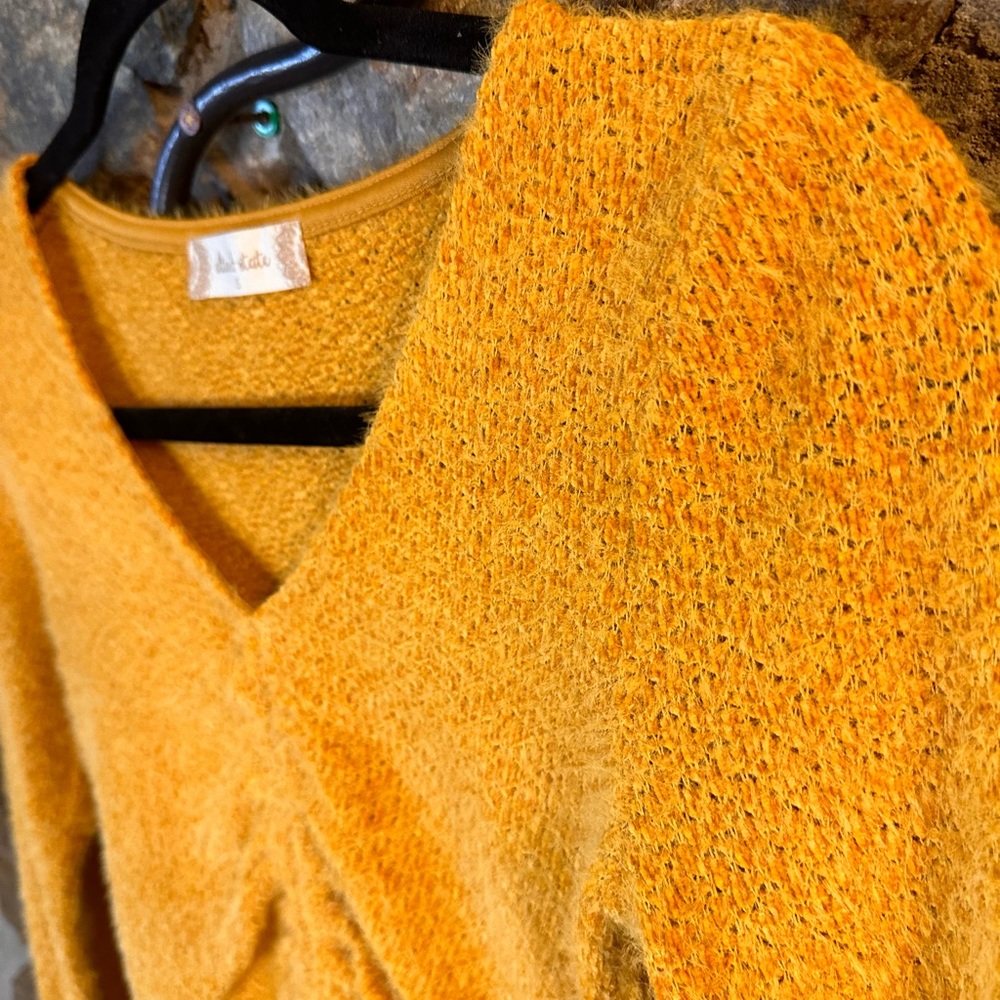 Women’s small yellow sweater by Altar’d. 💛 - Picture 3 of 12